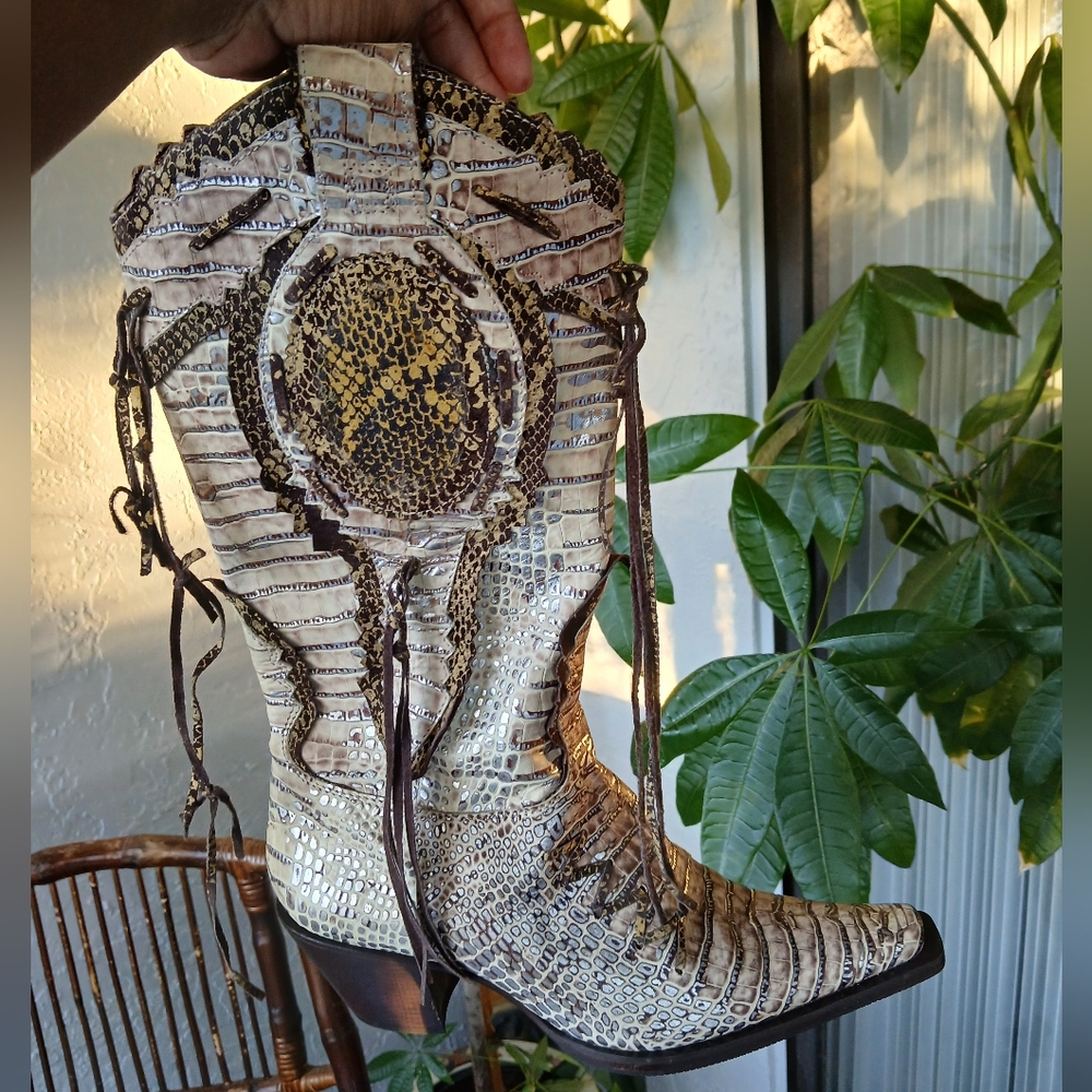 "Florangelo" Leather Western Snakeskin Women's Boots.